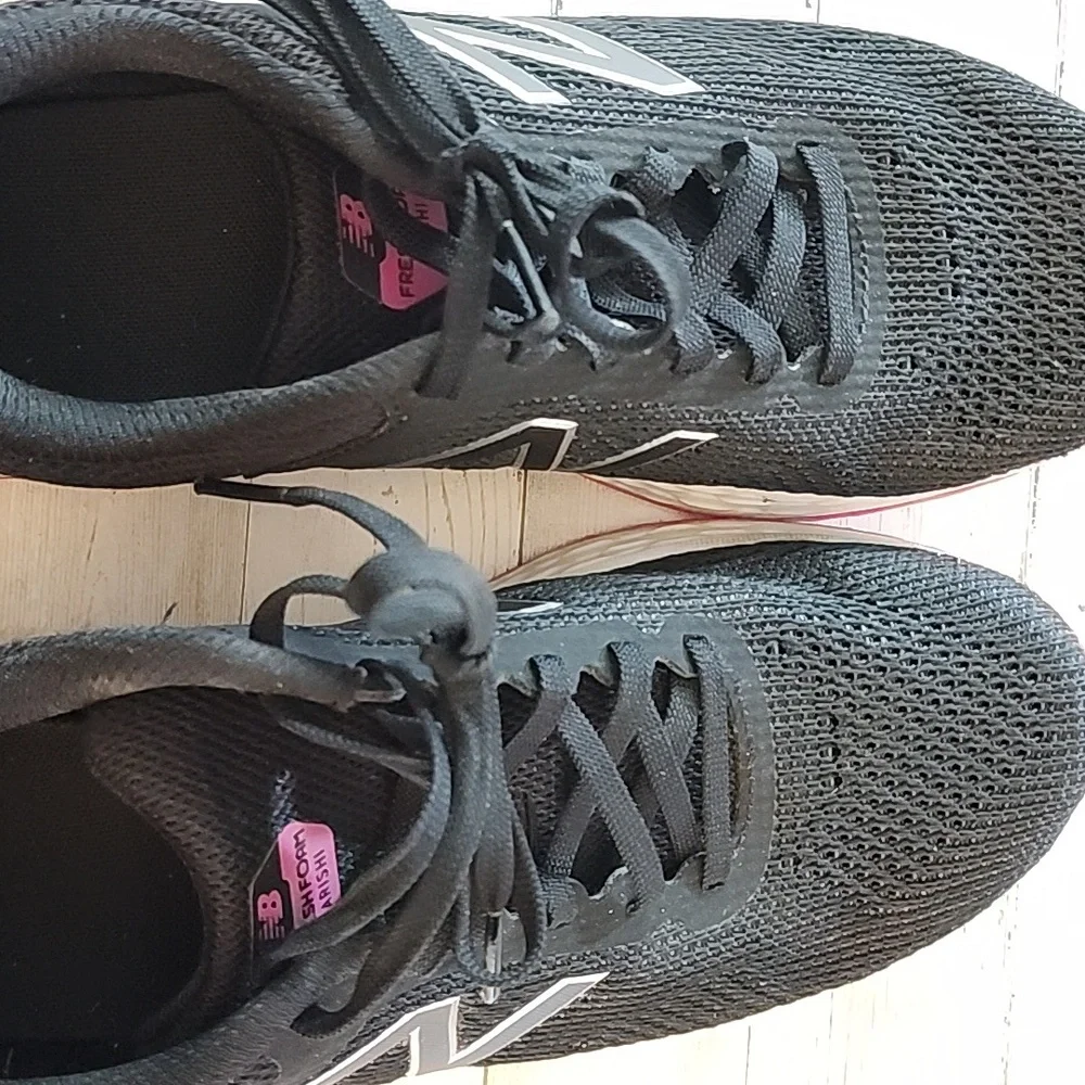 New balance sneakers with fresh foam - Picture 5 of 7